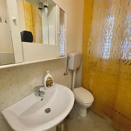 Dimora Di Maury A Due Passi Dai Trasporti E Da Ballaro Apartment Palermo